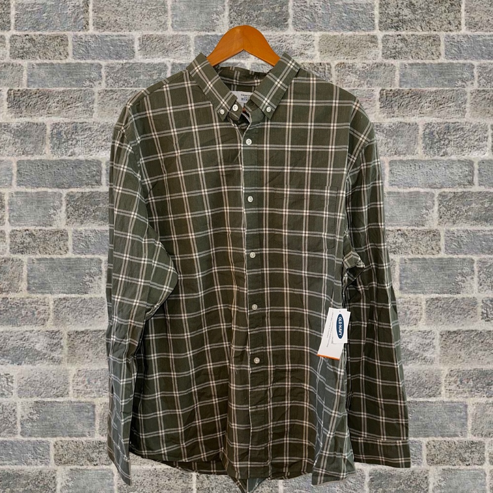 NWT Old Navy Men’s XXL Button Down Shirt